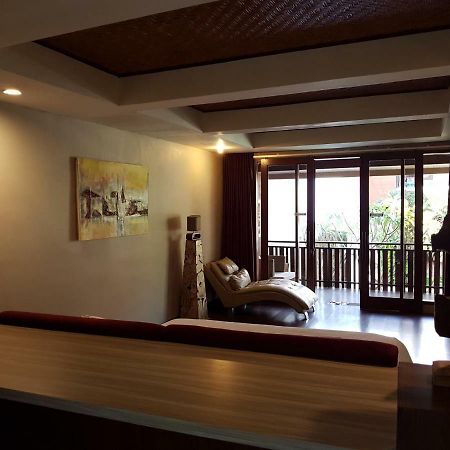 Narisha Guesthouse Kupang  Exterior foto