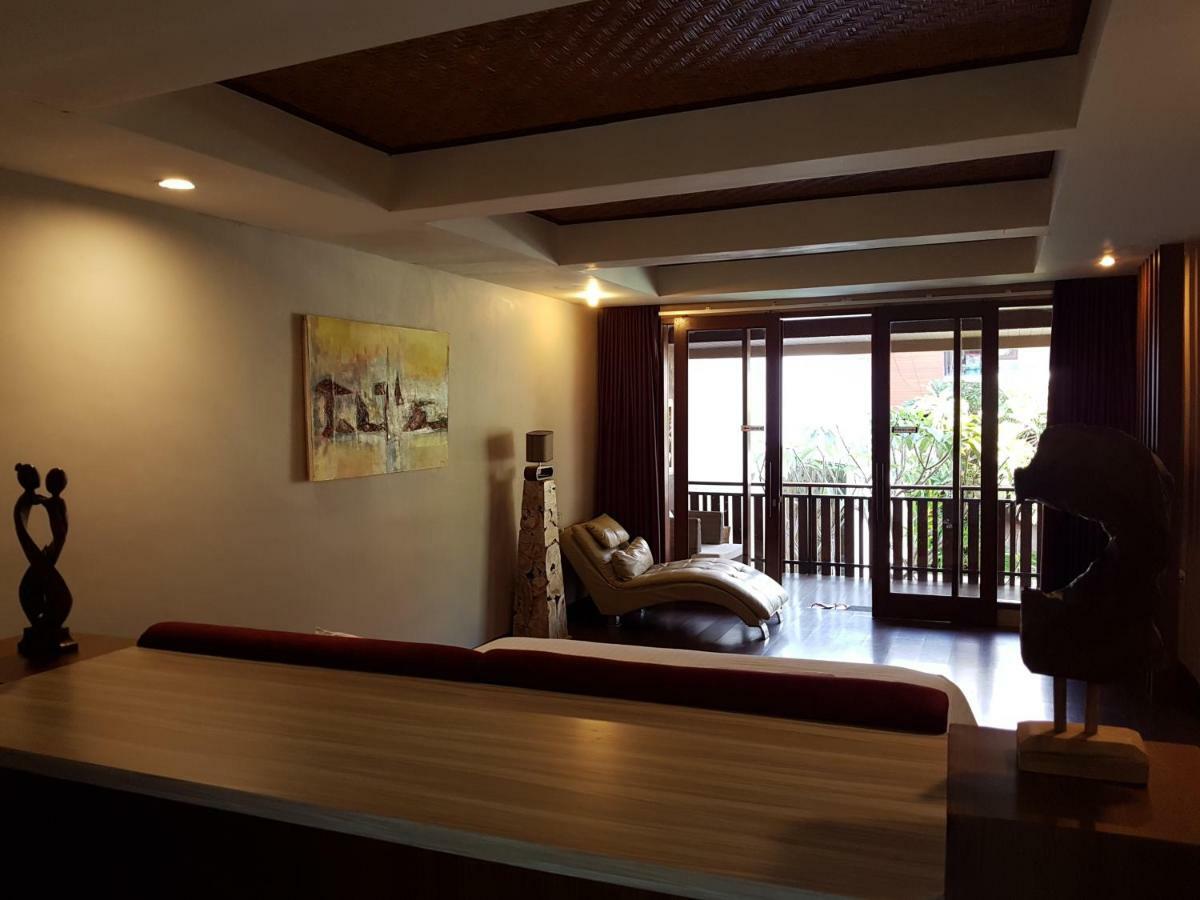 Narisha Guesthouse Kupang  Exterior foto